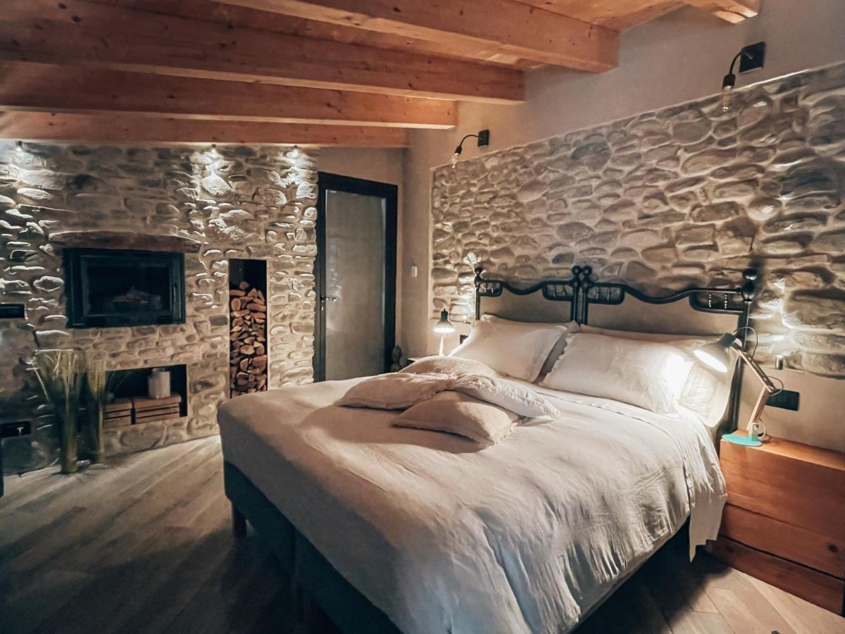 ドルチェアックア Talking Stones Bed & Breakfast エクステリア 写真