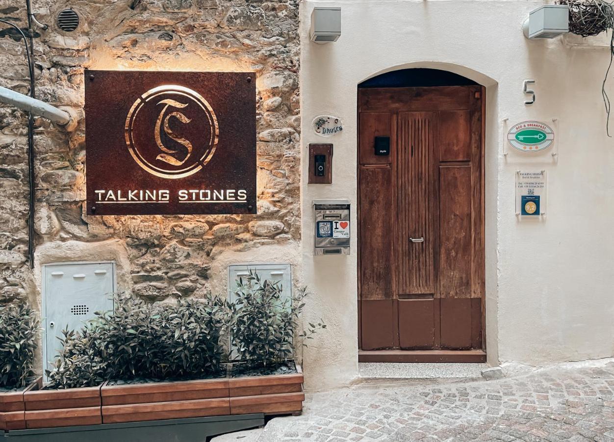 ドルチェアックア Talking Stones Bed & Breakfast エクステリア 写真