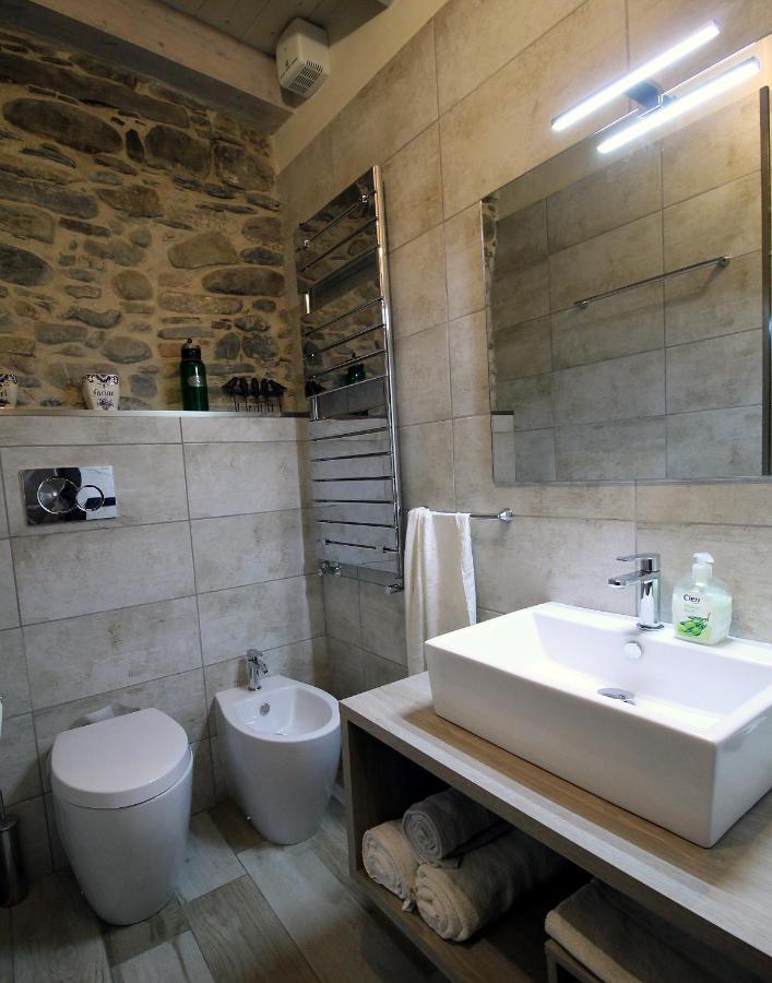 ドルチェアックア Talking Stones Bed & Breakfast エクステリア 写真