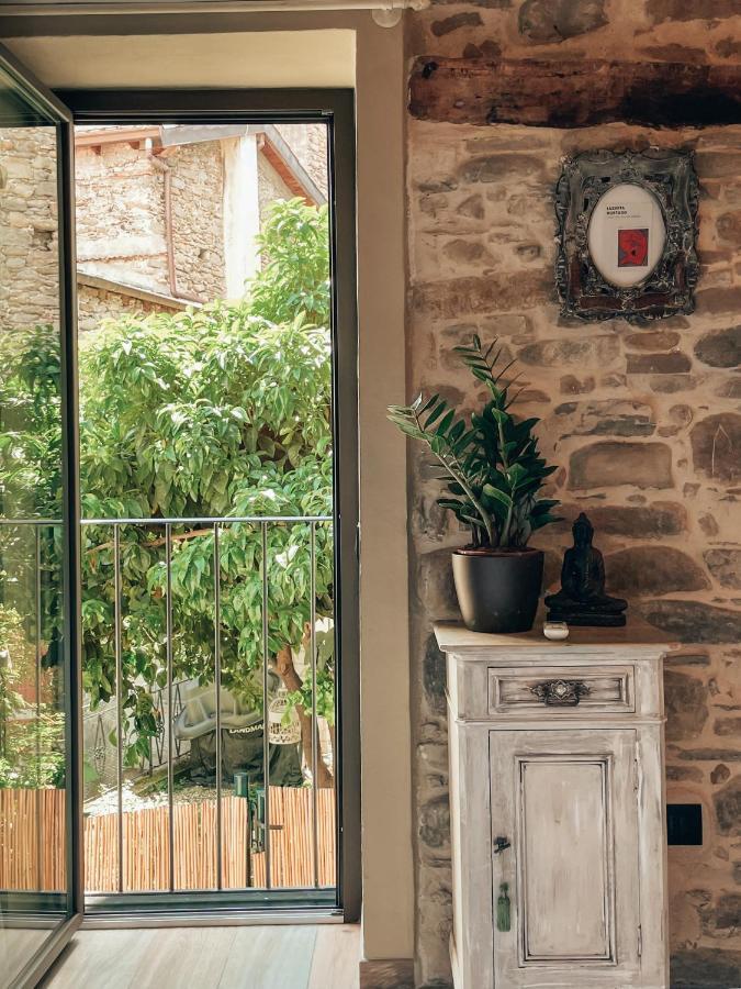ドルチェアックア Talking Stones Bed & Breakfast エクステリア 写真