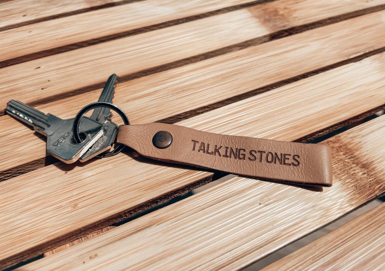 ドルチェアックア Talking Stones Bed & Breakfast エクステリア 写真